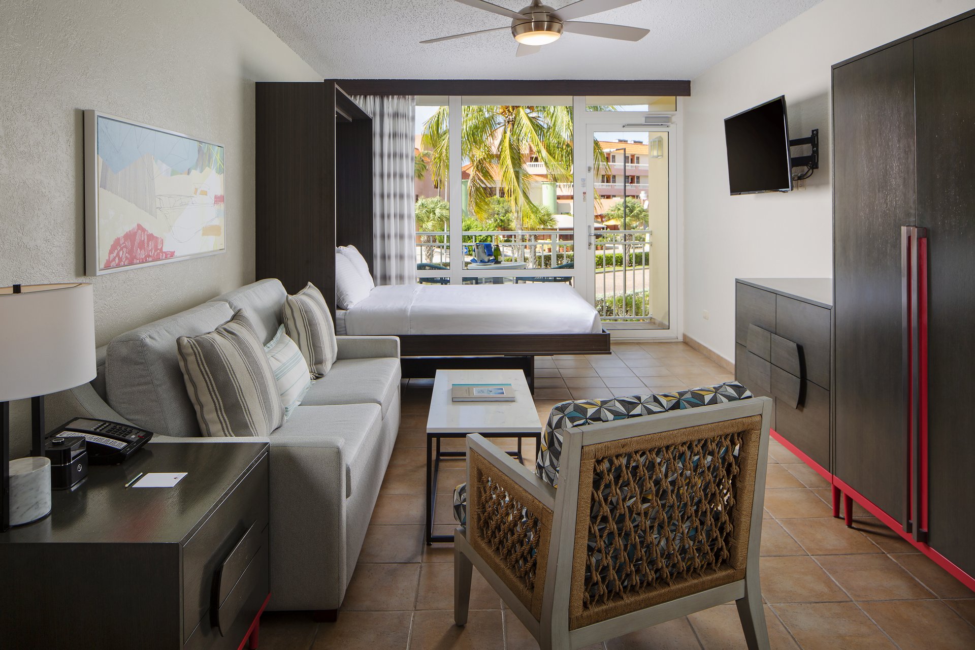 One Bedroom Deluxe Garden View (11)