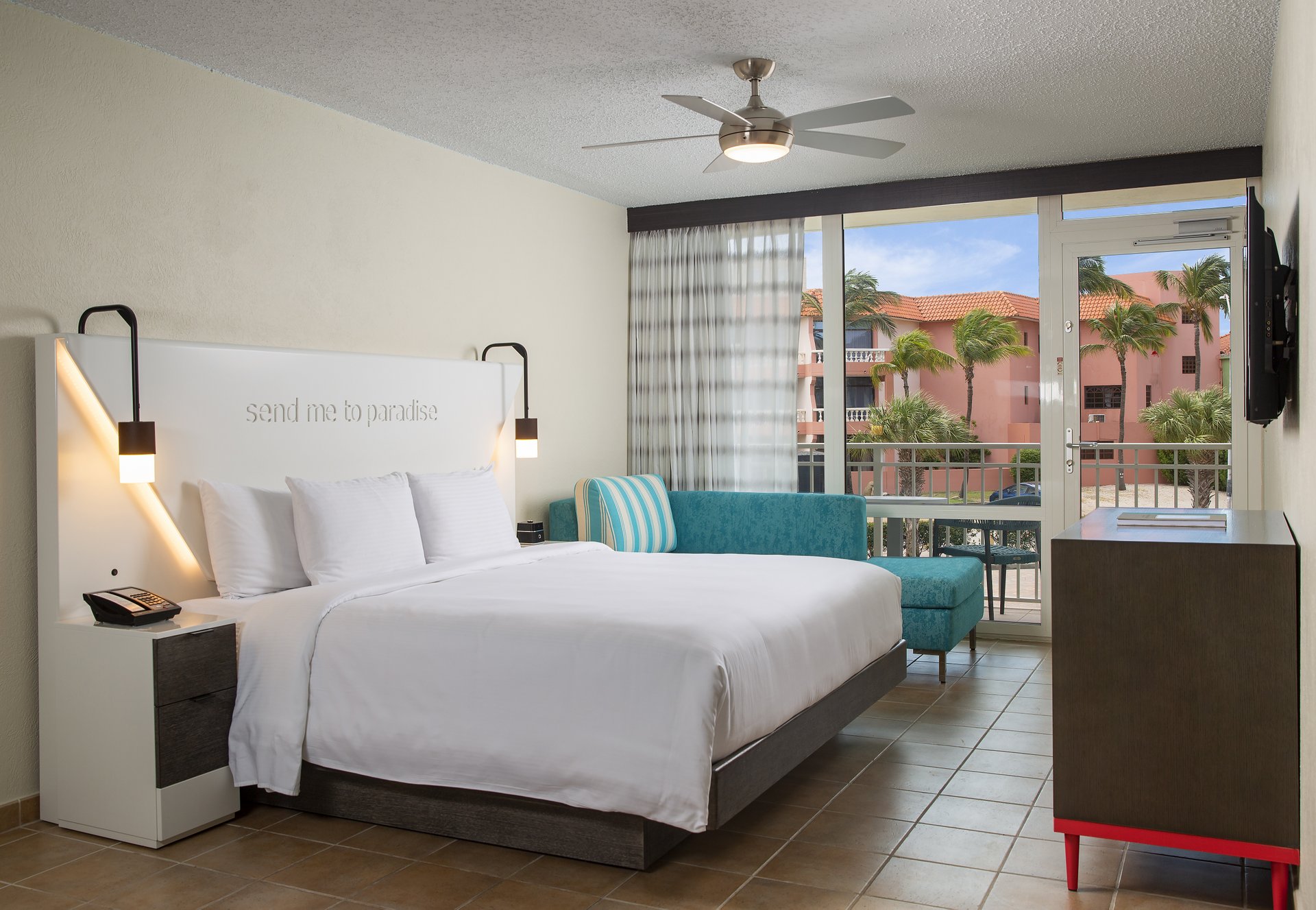 One Bedroom Deluxe Garden View (15)